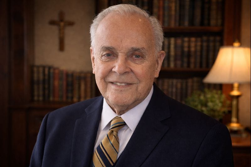 Author portrait of Dennis Nickel